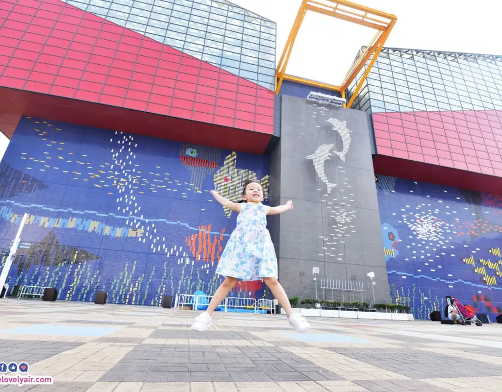 Osaka - โอซาก้า - TheLovelyAir