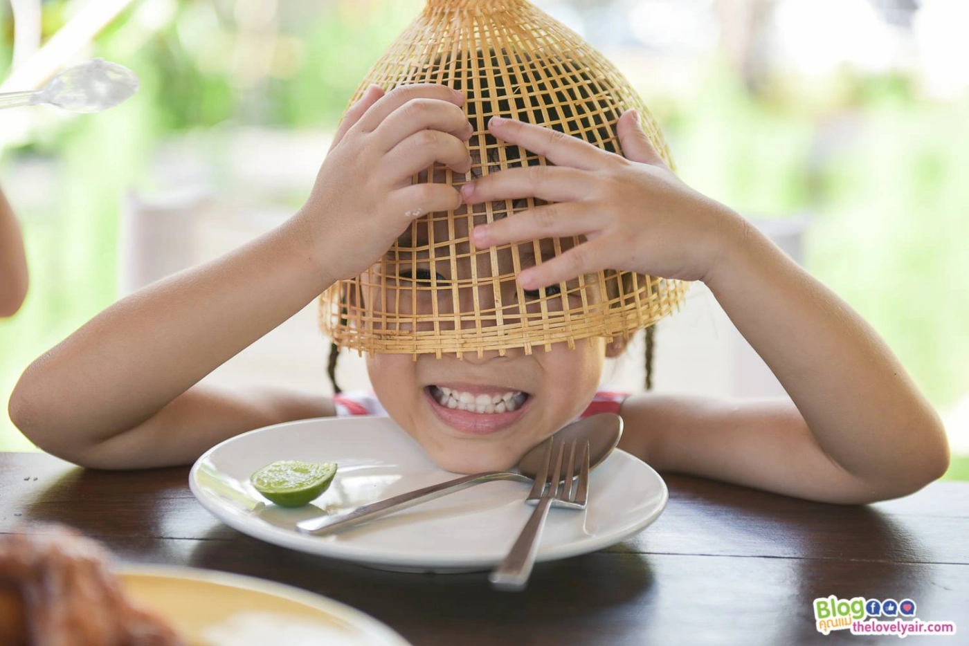 บ้านนอกคอกนา