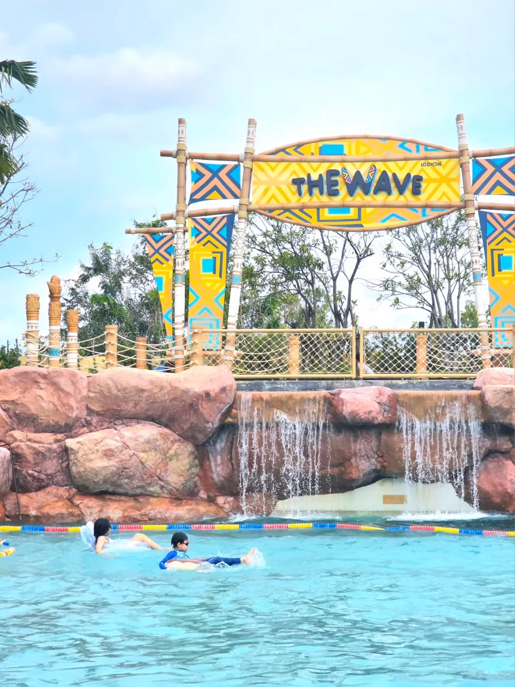 Centre-Point-Prime-Pattaya-thelovelyair